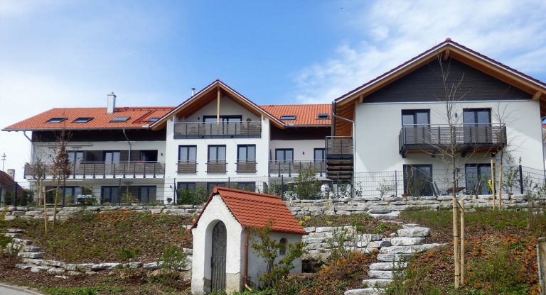 Mehrfamilienhaus